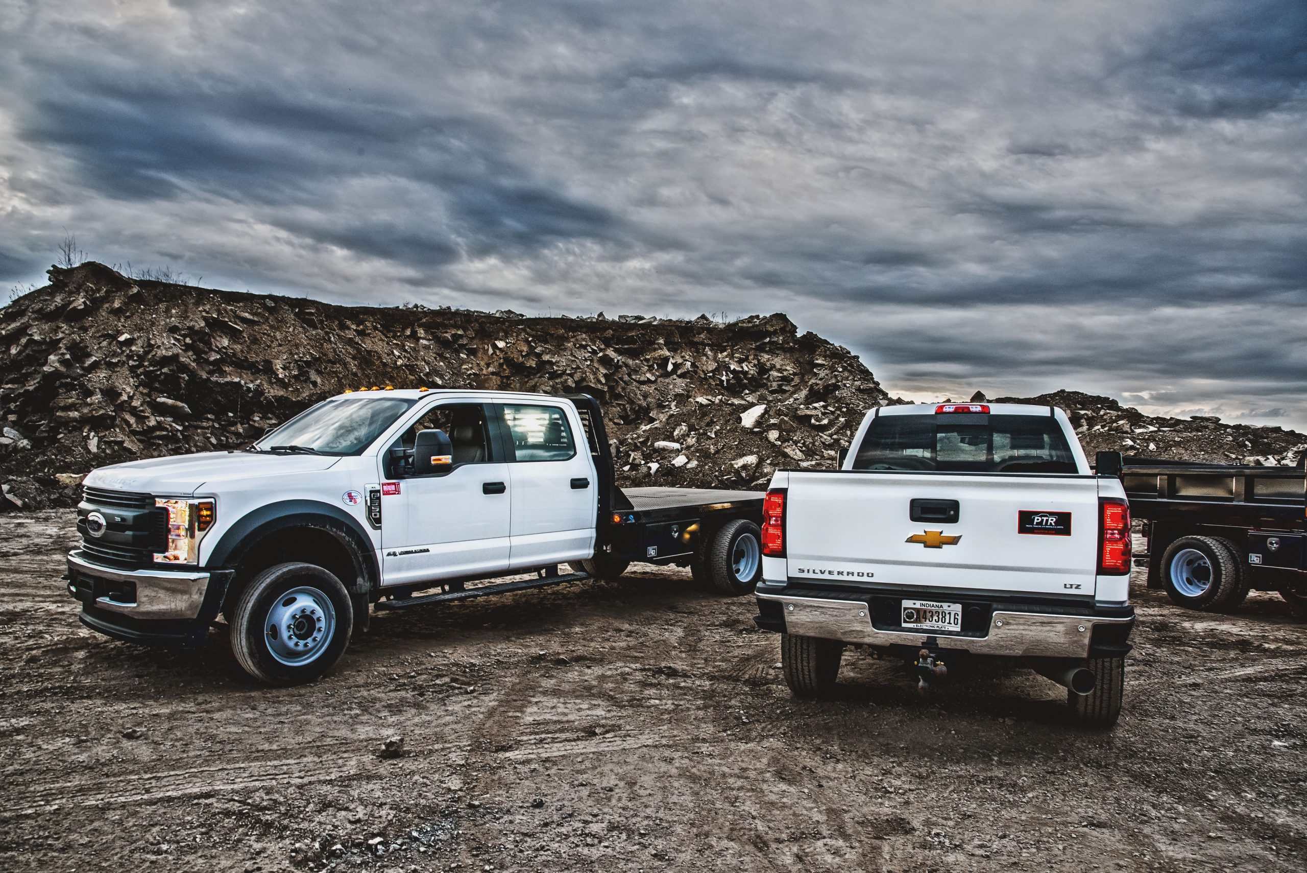 F550 Flatbed Pickup Truck